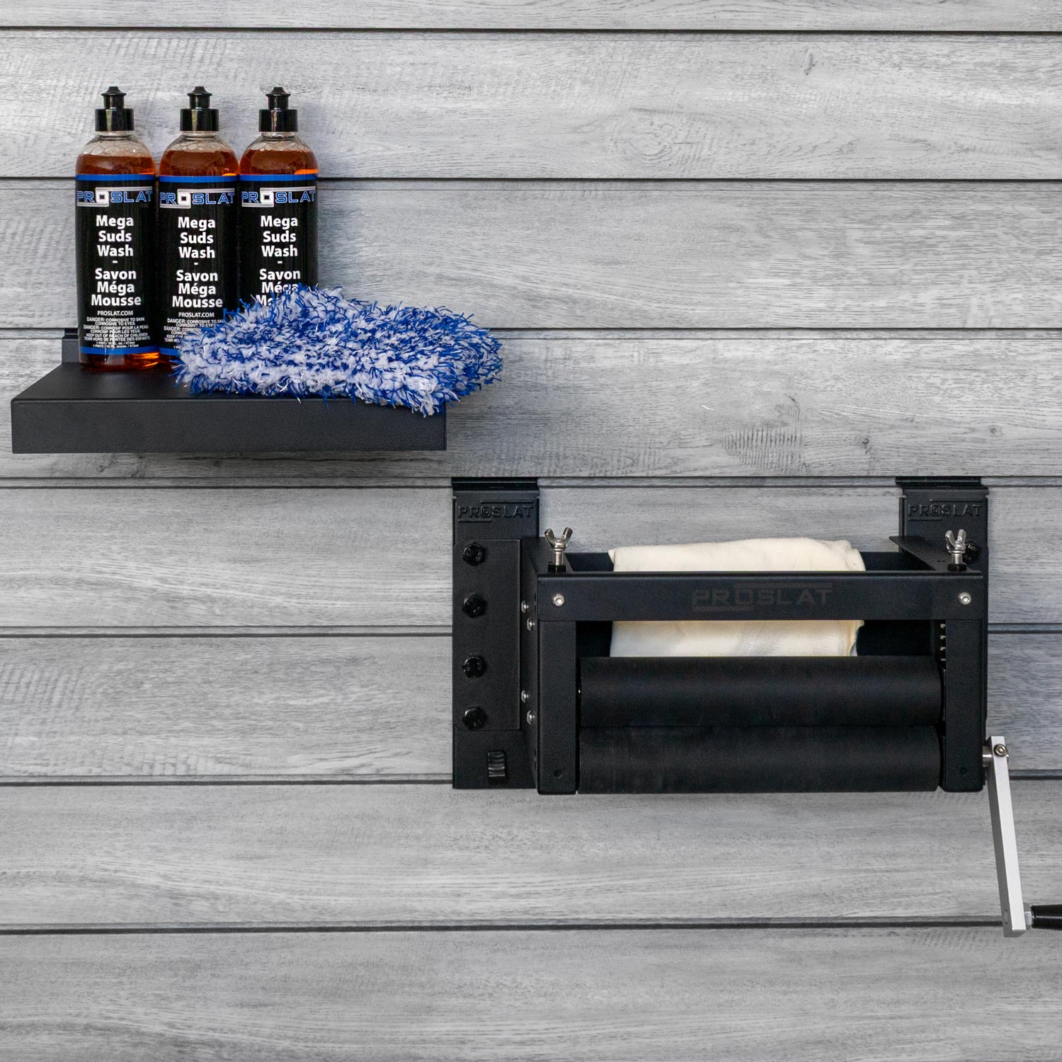 Ensemble savon nettoyant méga mousse avec mitaine  et essoreuse